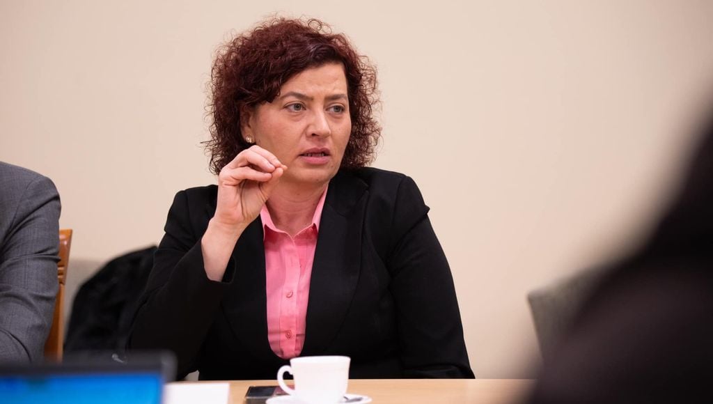 48 órás ultimátumot adott a DK a Fidesznek a Kiss László ügyben