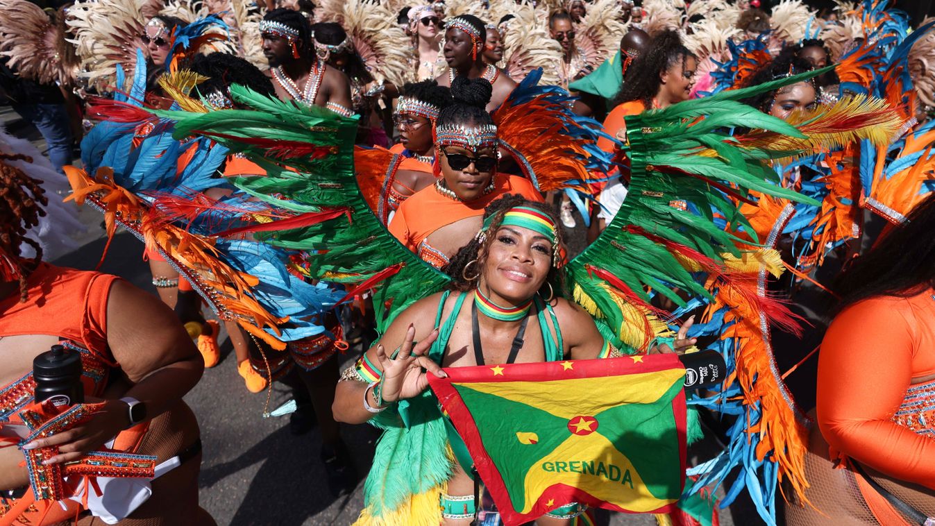 Nyolc embert késeltek meg a londoni karneválon