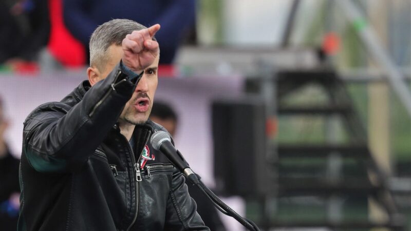 Jakabnak is beütött a szilveszter – felszólította Magyart: azonnal vidd ki a népet az utcára!