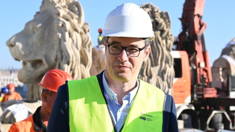 Kiengedték a börtönből a Lánchíd-botrány kulcsfiguráját