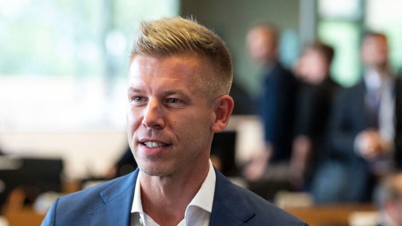 A Magyar Péter vezette Diákhitel Központtól dőltek a milliók a Tisza Párt jelenlegi szervezőjéhez