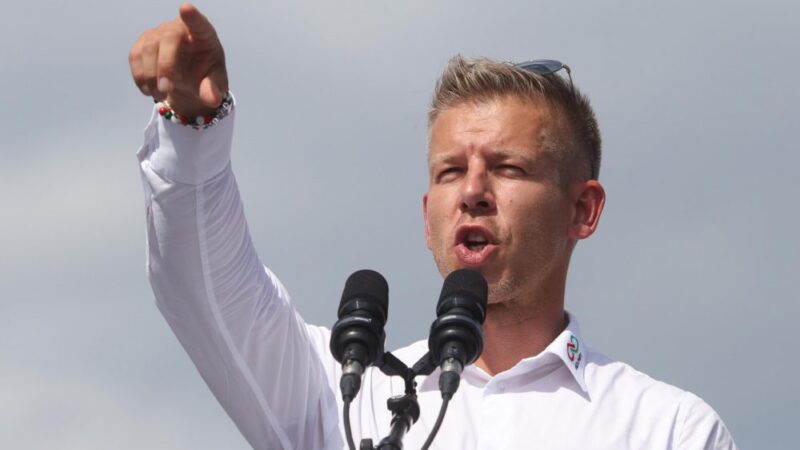 Havi 5 millióért még egy napot sem dolgozott Magyar Péter