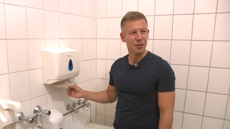 Magyar Péter és a WC papír esete