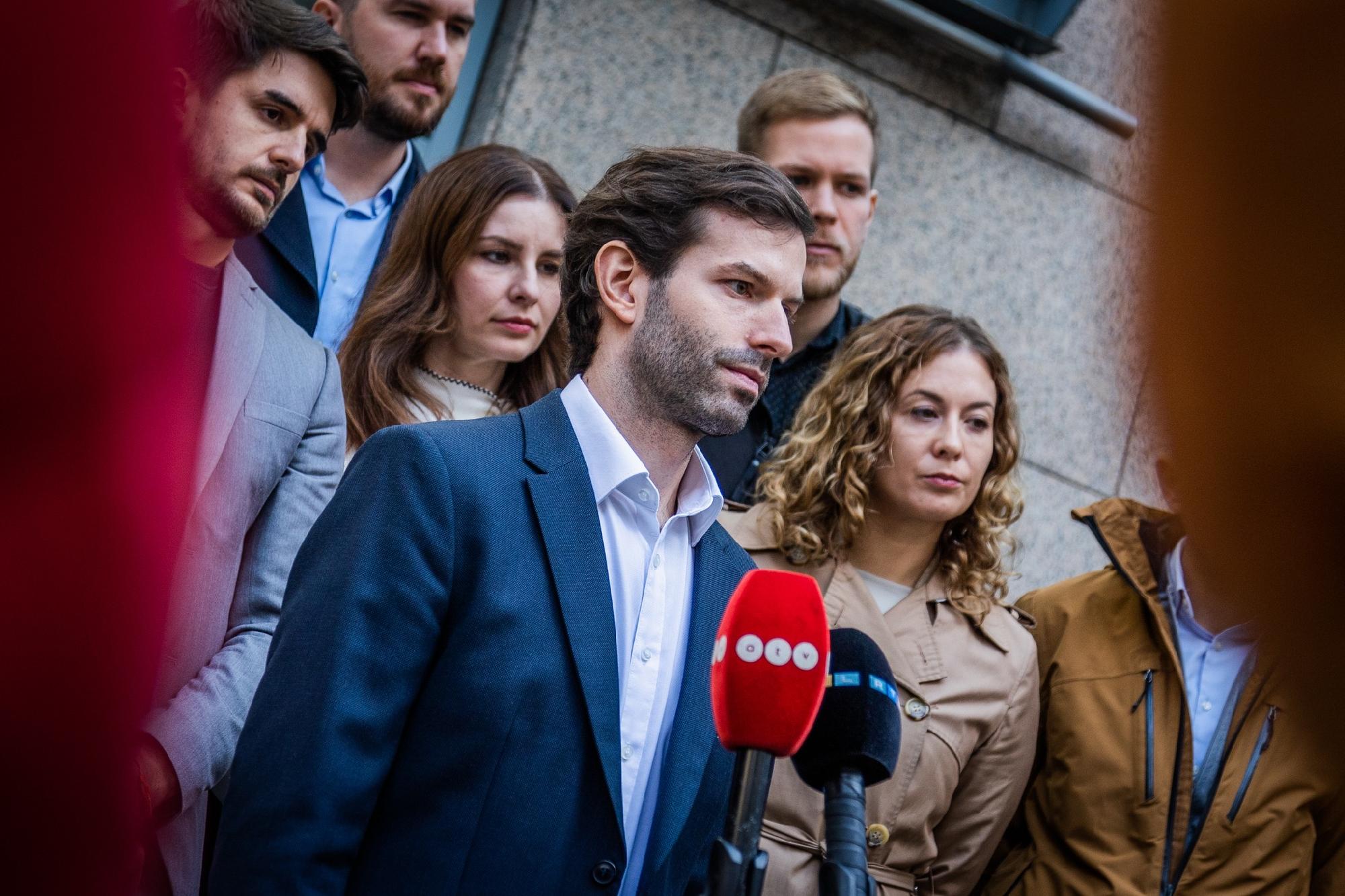 A jogerősen elítélt Fekete-Győr Strasbourgig rohan