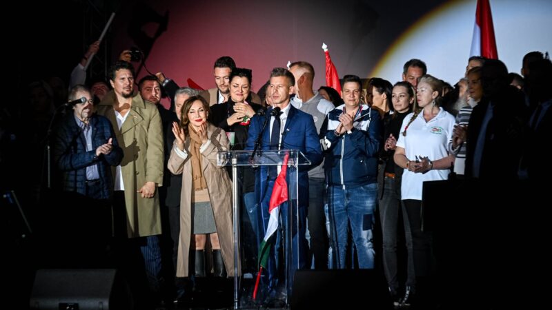 Az SZDSZ egykori holdudvara is megérkezik szép lassan Magyar Péter mellé