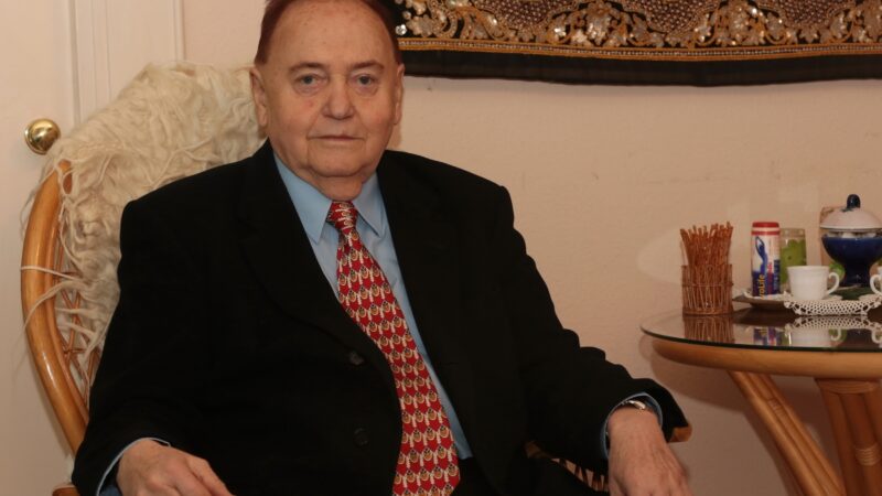 Eladó Torgyán József egykori villája