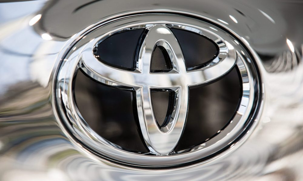 Bejelentette a Toyota, hogy innentől kezdve semmilyen LMBTQ-rendezvényt nem támogat