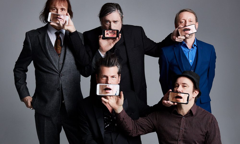 Orbán takarodj! – üvöltötte a német zenekar az Akvárium Klubban