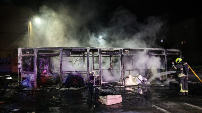 Zavargások törtek ki Lisszabonban egy rendőrökre támadó zöld-foki migráns lelövése után