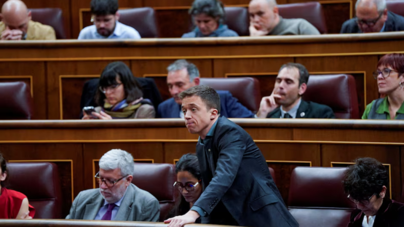 Szexuális és pszichés zaklatással vádolnak egy spanyol kormánypárti politikust