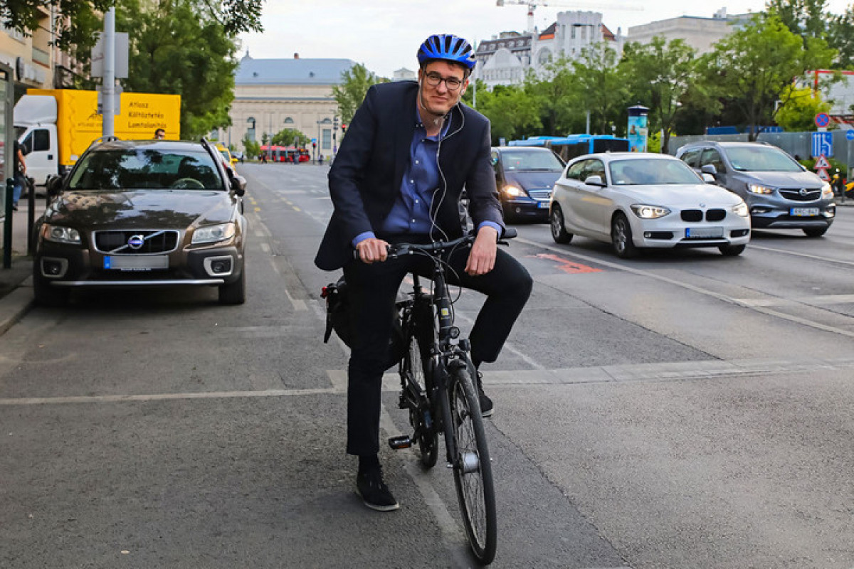 Karácsony Gergely parkolási rendszerváltást javasol – eltörölné a parkolóautomatákat