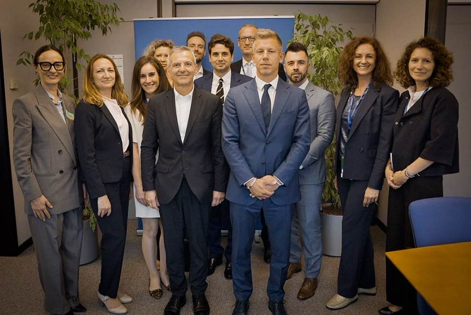 Újabb hangfelvételek Magyarról – most az EP-képviselőiről beszélt: „agyhalottak”, de van köztük „Soros-ügynök is”