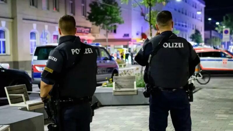 Elraboltak, elkábítottak és szexuálisan bántalmaztak két fiatal lányt az algériai migránsok Bécsben