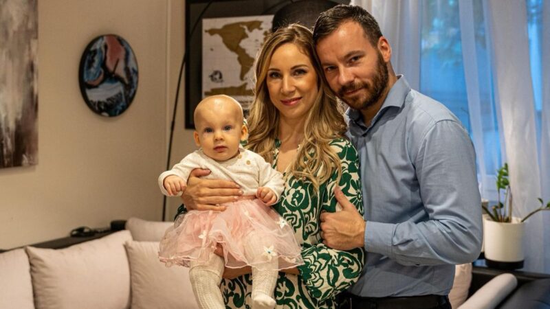 Embertelen kilakoltatások – tiltakoznak Pikóék döntése ellen