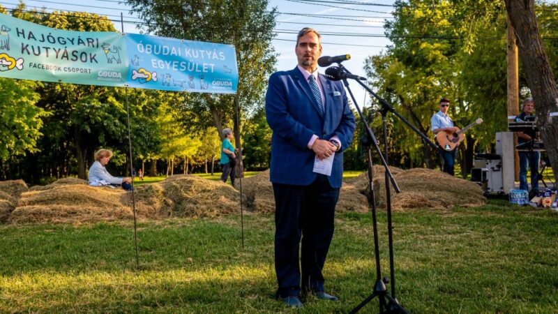 Az óbudai Fidesz megelégelte, hogy Kiss László a börtönben is kapja a fizetését, fegyelmi eljárást indítanának