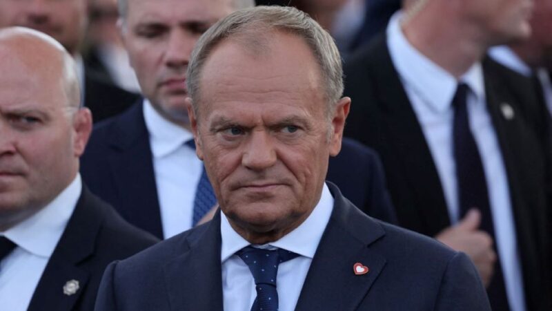 Donald Tuskék letartóztatnák Netanjahut, ha elmenne Auschwitzba