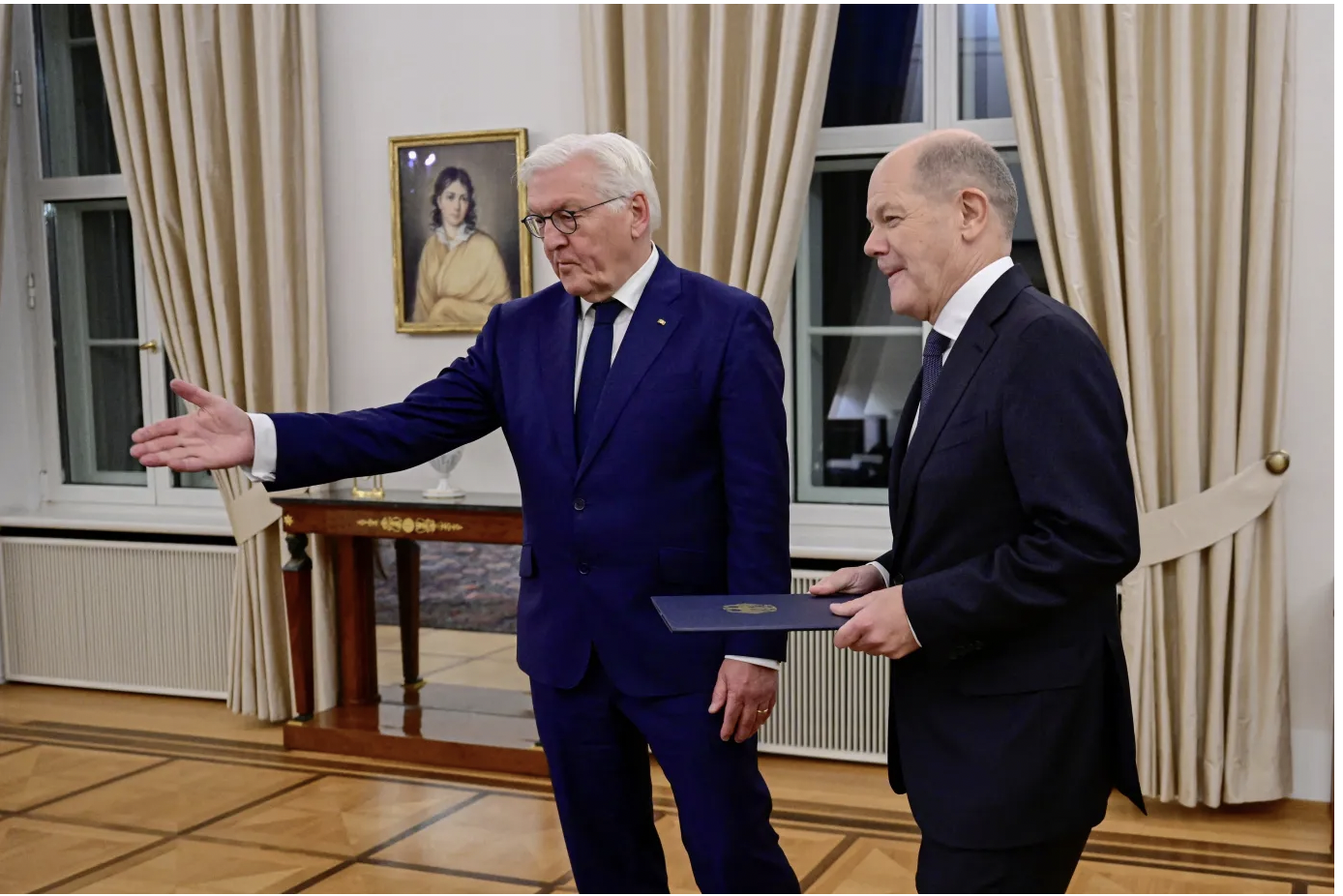A német elnök elfogadta Olaf Scholz javaslatát, feloszlatták a Bundestagot