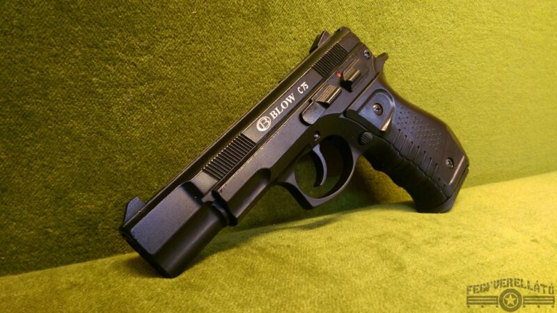 Szegedi szórakozóhelyen lövöldözött a részeg tartalékos katona