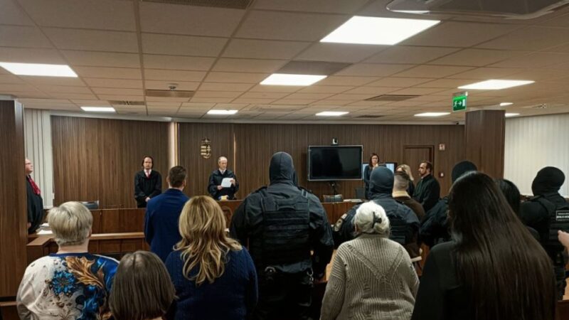 Ennyit ér két fiatal élete: összesen 38 évet kaptak a Deák téri kettős gyilkosság elkövetői