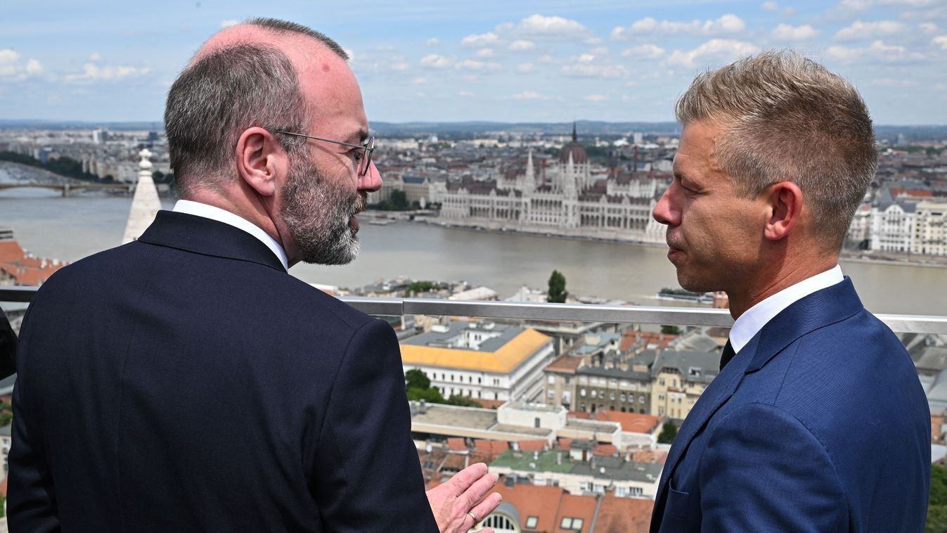 Bűnpártolás miatt feljelentést tettek Magyar Péter telefonlopási ügyében