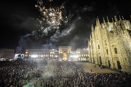 Csoportos szexuális zaklatást követtek el a derék muszlimok szilveszteréjszakán Milánóban – állítja az olasz vizsgálat