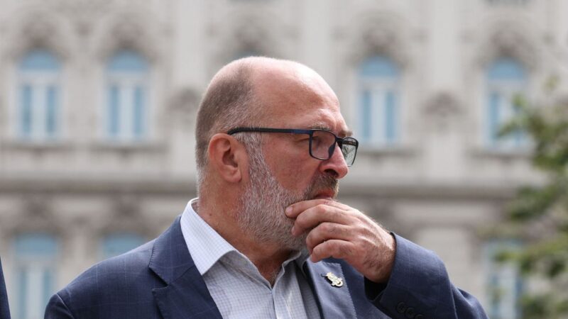 Brutális lakbéremelésre készül Pikó András polgármester