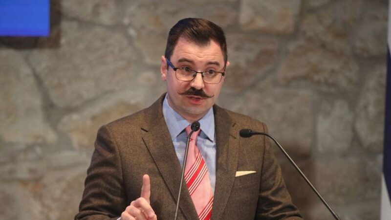 Magyar Péter pancserpuccs-kísérletet csinál