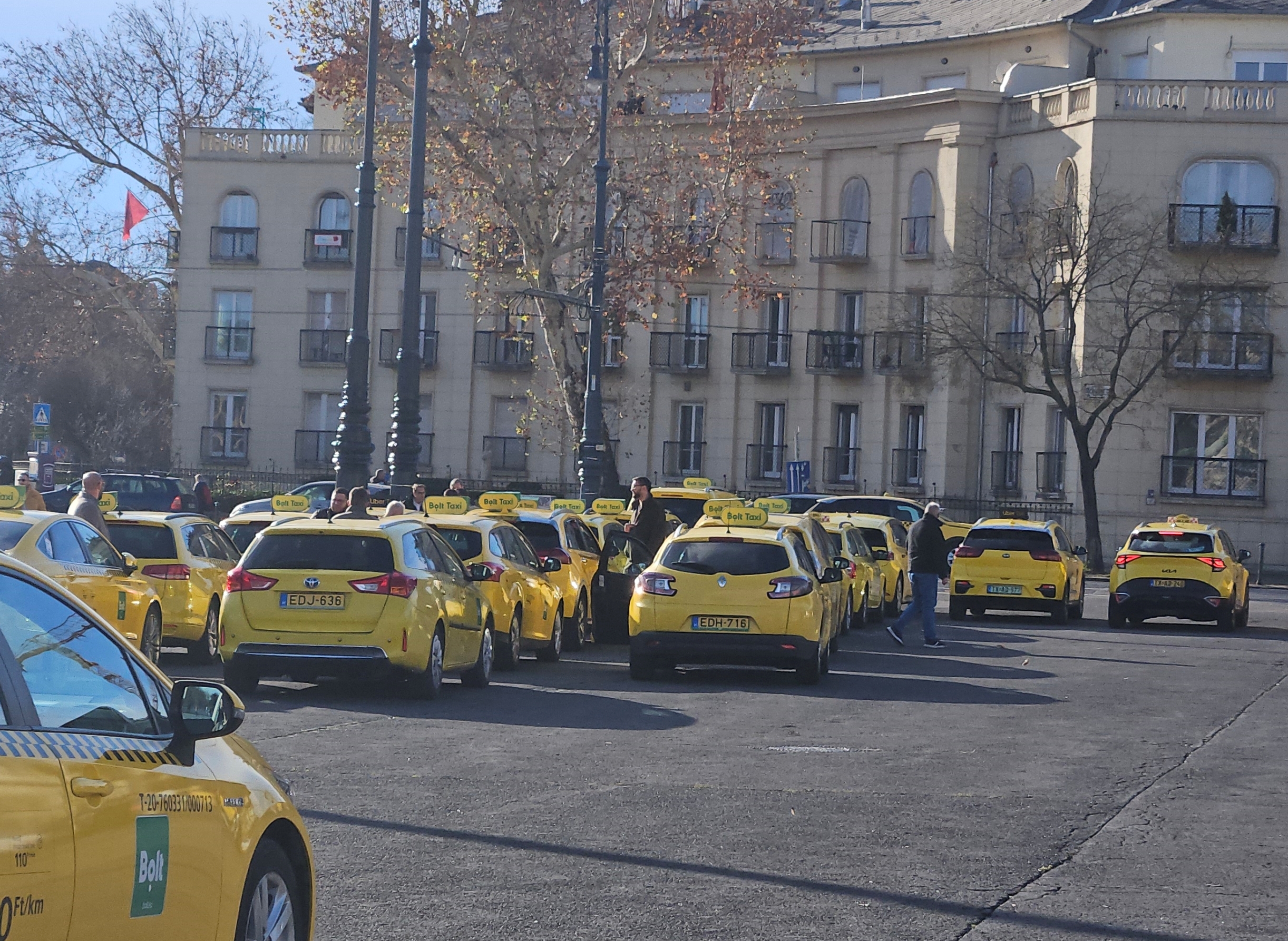 Újabb taxistüntetés lesz Magyarországon