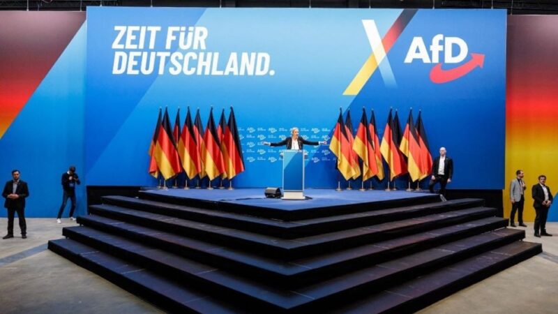 Be akarták tiltani, mégis példátlan módon előretört az AfD Németországban