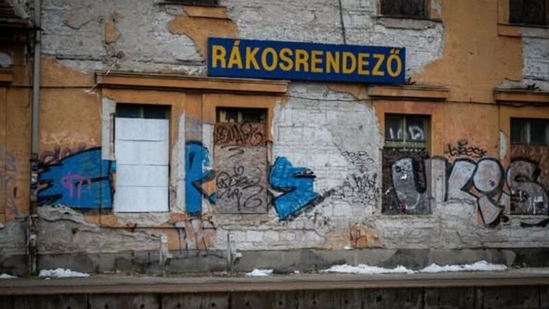 Meglepetés készül Rákosrendezőn? Karácsonyék eddig sem tudtak letenni semmit az asztalra