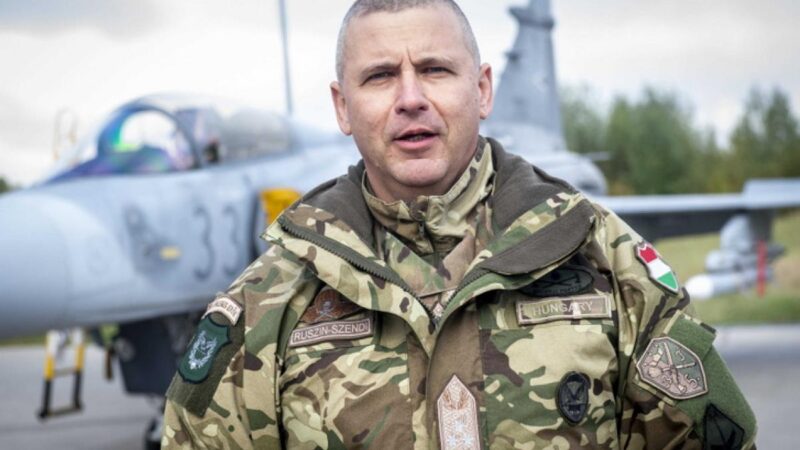 Ruszin-Szendi 19-re lapot húzott: nyíltan puccsot próbál előkészíteni