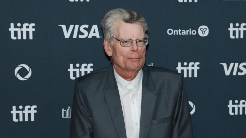 Stephens King üzent: Trump áruló, Putyin-imádó szarházi