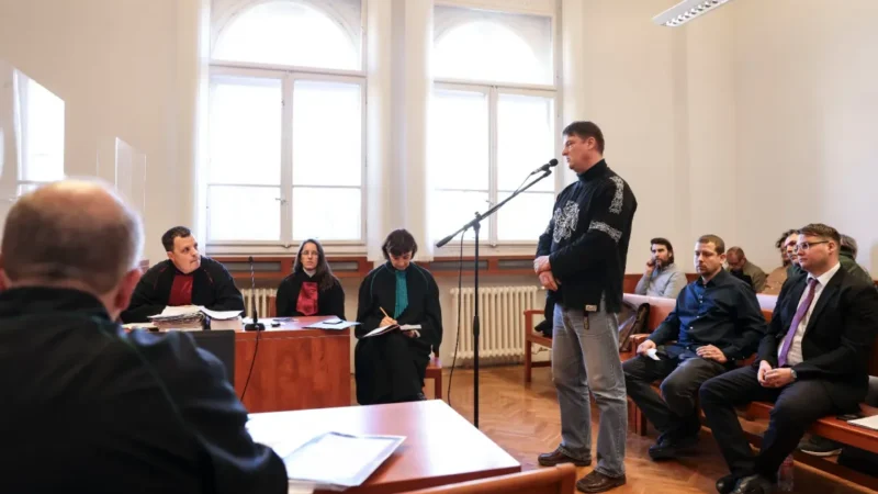 A Pride egyik rendezvényének megzavarásával vádolt Budaházy ügyvédje szerint nem is aktuális az ügy most, hogy a kormány is betiltaná a rendezvényt