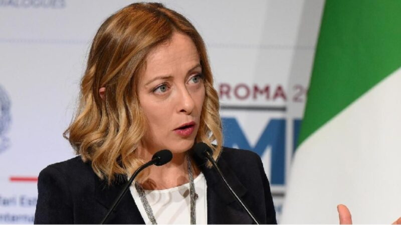 Giorgia Meloni szerint a fegyverkezés üzenete aggodalmat kelt az európai polgárokban