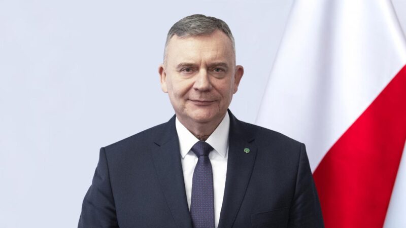 Lengyelország háborúra készül?