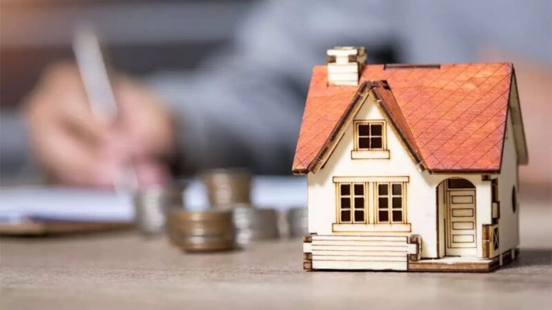 Papíron meghalt, hamis örökösök jelentkeztek az ingatlanért