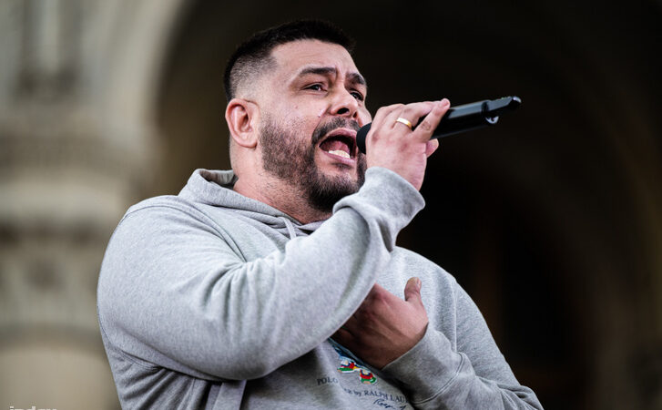 Lakatos Márk ellen tüntetett Ábrahám Róbert