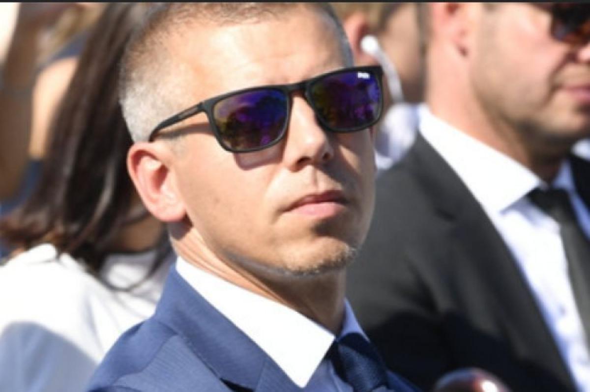 Magyar Péter duzzog