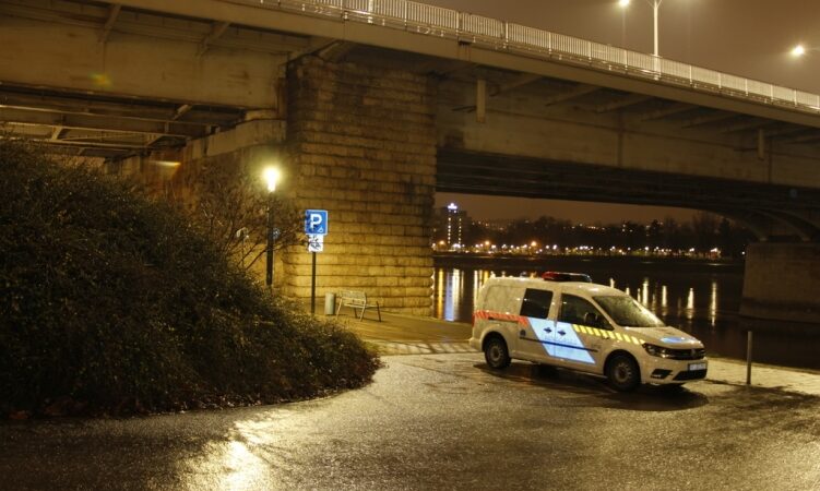 Késelés lett a drogbizniszből az Árpád hídnál, őrizetbe vettek egy 16 éves fiút