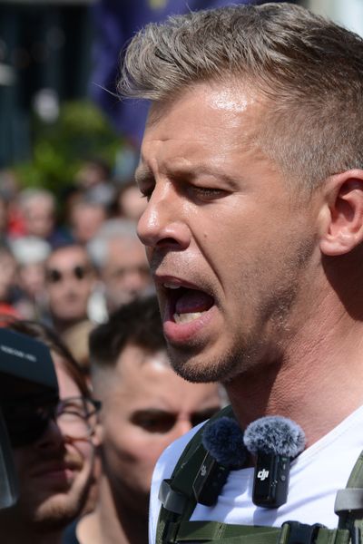 Nagyváradra zarándokol Magyar Péter