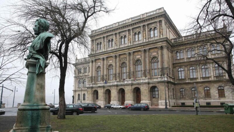 Ellenállás és a hatalomféltés a Magyar Tudományos Akadémián