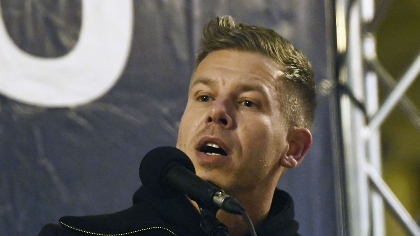 Magyar Péter az EP ülésen: Hazugság, hogy lehallgattam a feleségemet, ez propaganda