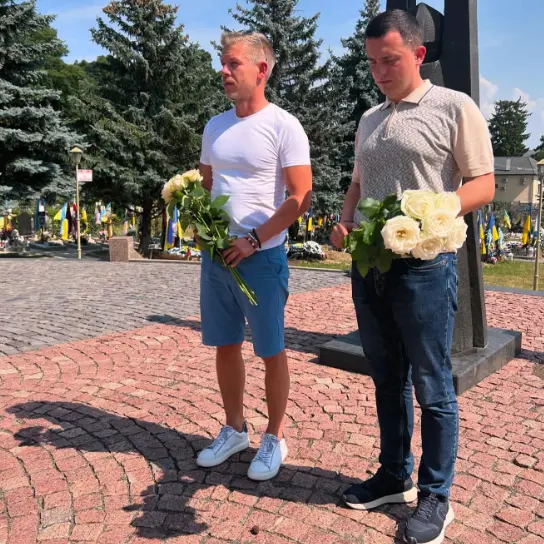 Magyar Péter és Karácsony Gergely nyilatkozzon, milyen kapcsolatban áll Zelenszkij kémjével