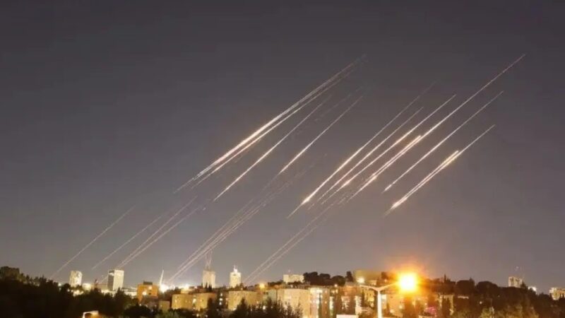 Izrael támadásai nukleáris katasztrófa felé sodorják a világot