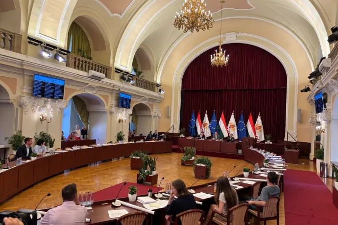 Karácsony bejelentette: nem tudok melózni, lábon lőttek
