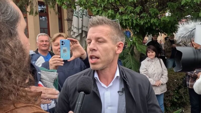 Magyar Péter: semmi közünk a Discord-szerverhez! Tisza párt: bezárjuk a Discord-szervert!