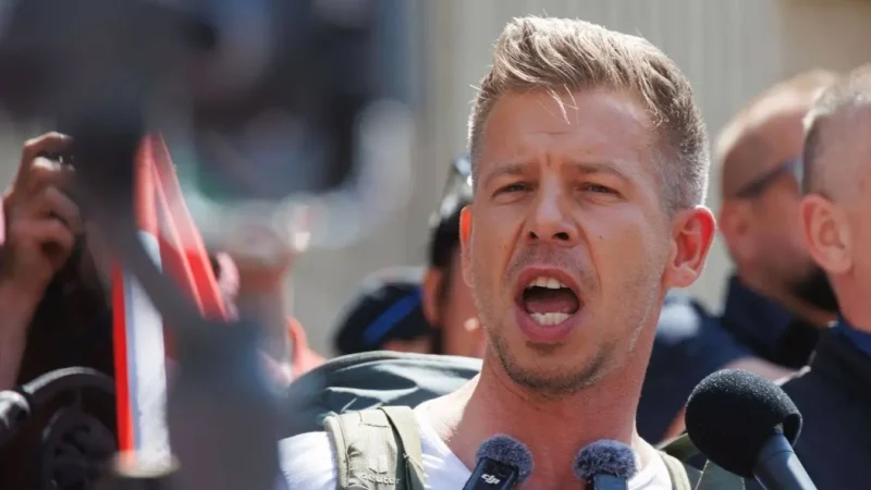 Magyar Péter a gyermekvédelmi konferencián: Én már megmutattam, hogy kell egy családban szeretetet adni