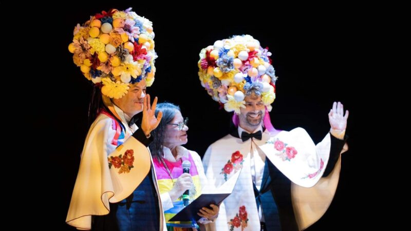 Soros-hálózat, LMBTQ-lobbi: mélyen hallgat a lengyel EP-képviselő, aki Magyar Pétert védi