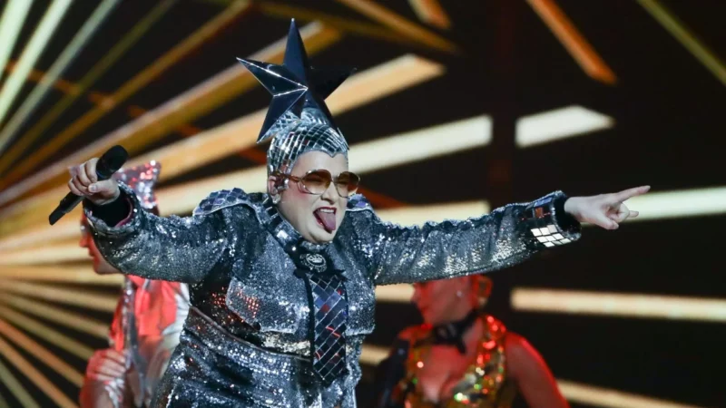 Eljárás indult Ukrajnában az ismert transzvesztita előadó ellen, mert oroszul énekelt