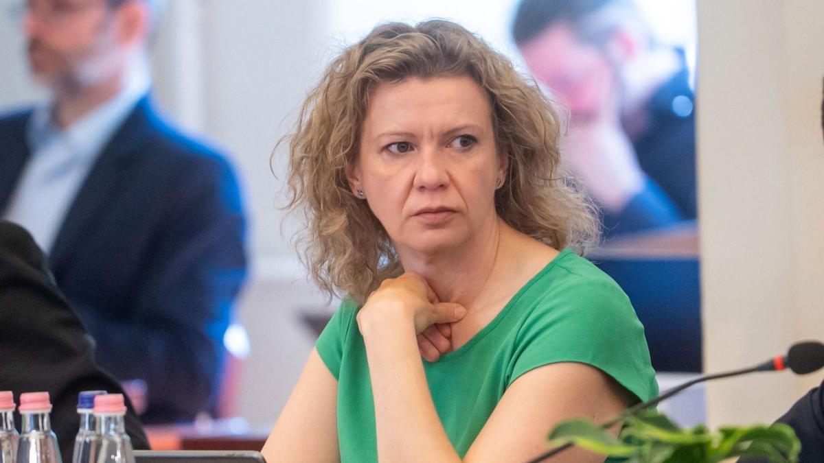 Nem csak Brüsszelben keres vagyonokat Kollár Kinga